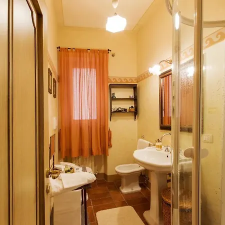 丽城公寓 * 哥尔顿